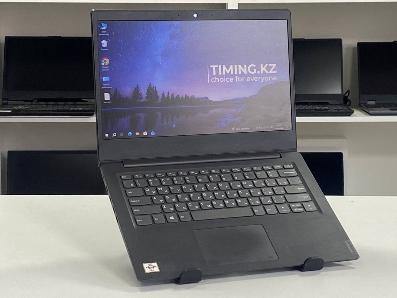 Ноутбук Lenovo V14-ADA (БУ) - 14 HD/Athlon 3150U/8GB/SSD 128GB/Vega