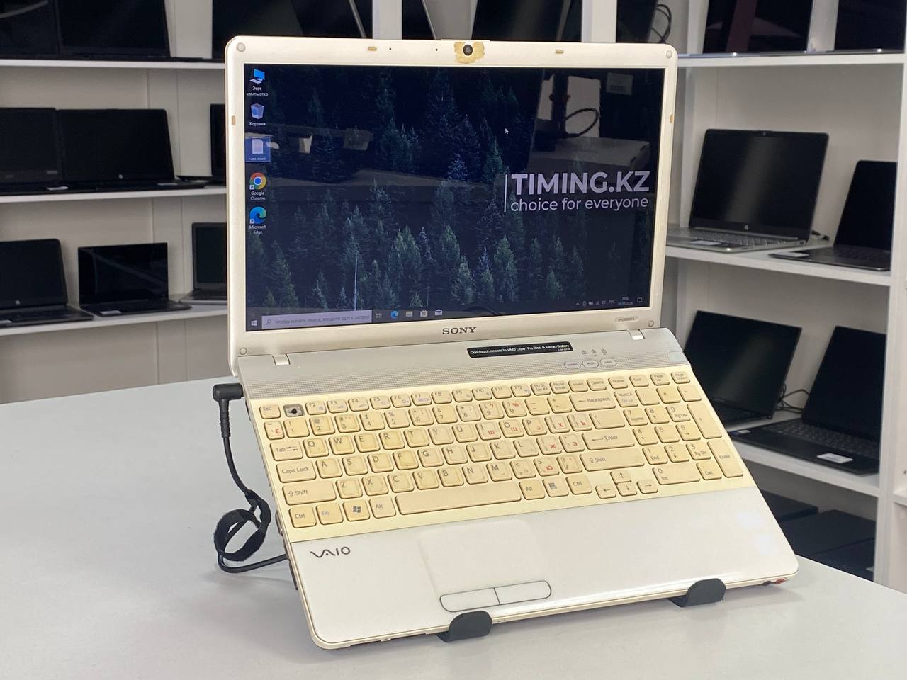 Ноутбук Sony VPCE35FX (БУ) - 15.6 HD/Core i3-370M/4GB/SSD 128GB/Intel HD