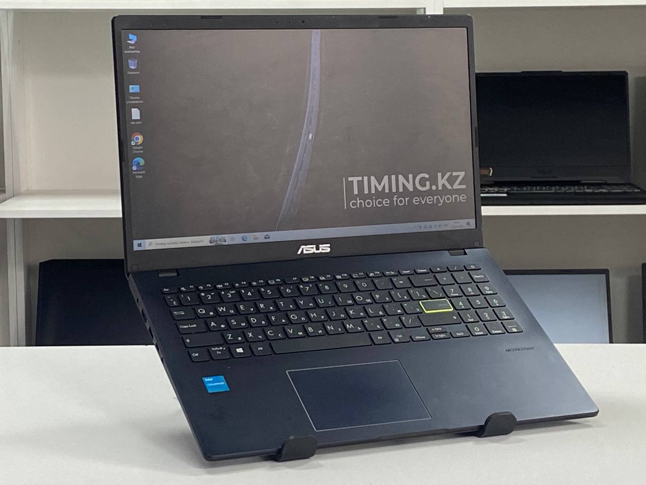 W_Ноутбук Asus Vivobook E510KA (Б/У) – 15.6" FHD /Celeron N4500/4GB/SSD 120GB/UHD Graphics