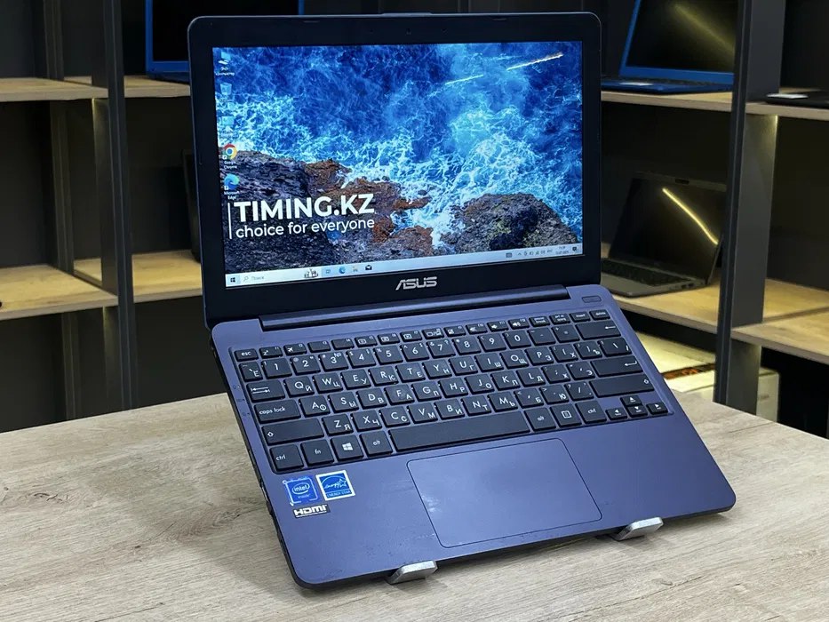 W_Ноутбук Asus E203NA (БУ) - 11.6 HD/Celeron N3350/2GB/SD 28GB/Intel HD