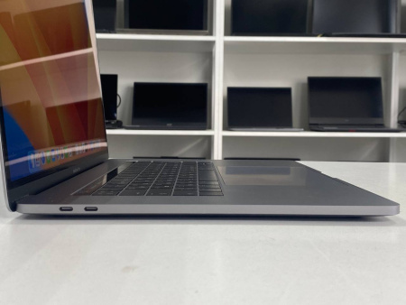 Ноутбук MacBook Pro 15 (2017) (БУ) - Retina/i7/16GB/SSD 1TB/ 85% (172 цикла)