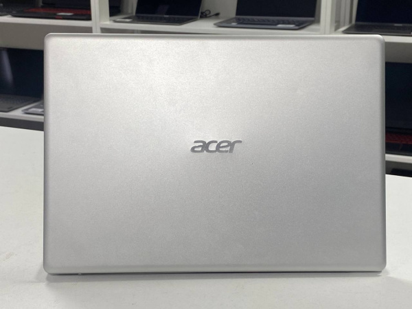 Ноутбук Acer Swift 1 (Б/У) - 14 HD/Celeron N3350/4GB/SSD 128GB/HD Graphics