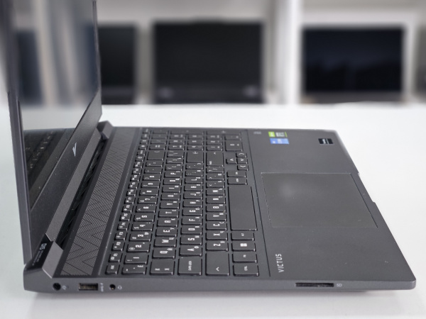 Ноутбук HP Victus 15 (Б/У) - 15.6 FHD 144Hz/Core i5-12500H/16GB/SSD 512GB/RTX 3050 4GB