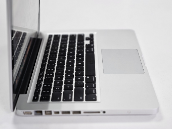 Ноутбук MacBook Pro 13 2012 (БУ) - 13.3 HD/Core i5/4GB/SSD 128GB