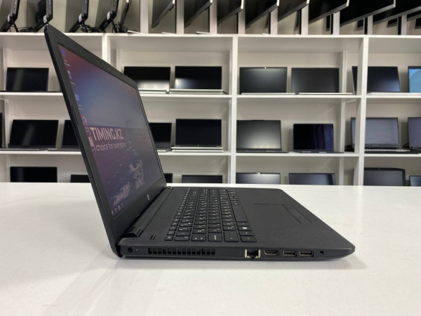 Ноутбук HP 15-rb0x (БУ) - 15.6" HD/AMD E2-9000e/4GB DDR4/SSD 128GB/Radeon R2 Graphics