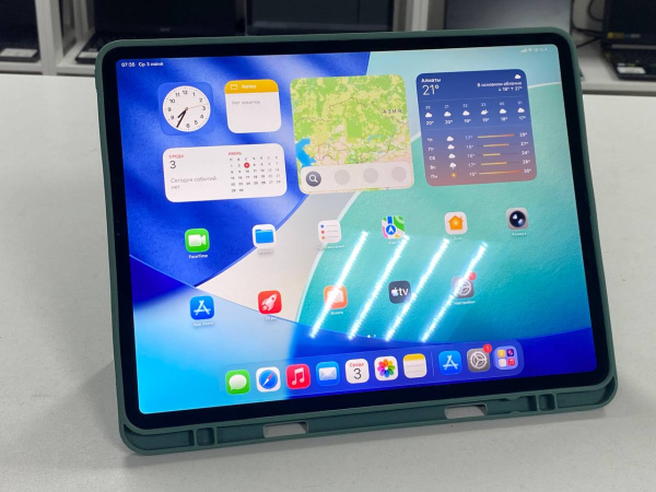 Планшет Apple iPad Pro 12.9(2020 Wi-Fi, 128GB, Liquid Retina, 6GB (БУ)