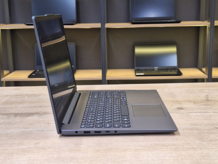 Ноутбук Lenovo IdeaPad 3 (Б/У) - 15.6 FHD 60Hz /Core i3-1315U/8 ГБ/SSD 512 GB/Radeon Vega