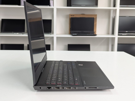 Ноутбук HP Omen 16 (Б/У) - 16.0" FHD 144Hz/Ryzen 9 5900HX/16GB DDR4/SSD 1TB/Radeon RX 6650M 8GB