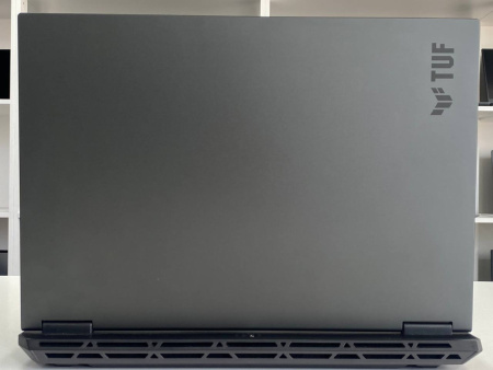 Ноутбук Asus TUF Gaming F16 – 165Hz 16.0 HD/i5-13450HX/16GB/SSD 512GB/RTX 5050 8GB