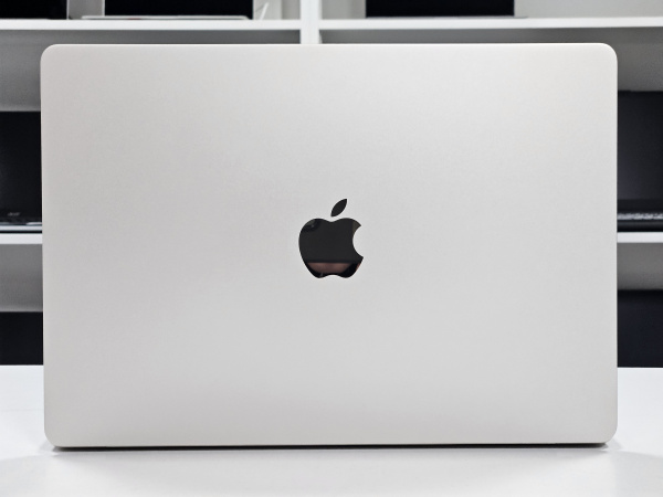 Ноутбук MacBook Air 15 2023 (БУ) - 15.3 2K+/Apple M2/8GB/SSD 256GB/205 цикл 92%