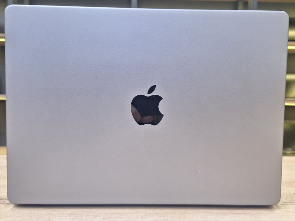 Ноутбук MacBook Pro 14 2023 (БУ) - 14.2 4К Retina/Apple M3/8GB/SSD 512GB/187 циклов 90%