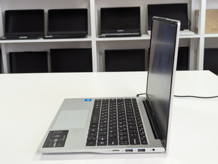 Ноутбук Acer Aspire Lite 14 (Б/У) - 14.0" WUXGA/Intel N100/8GB DDR5/SSD 256GB/Intel UHD Graphics