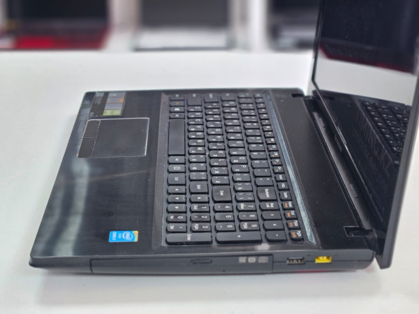 Ноутбук Lenovo G510 (Б/У) - 15.6 HD/Core i7-4700MQ/8GB/SSD 120GB/R7 m265 4GB Работает только от сети !