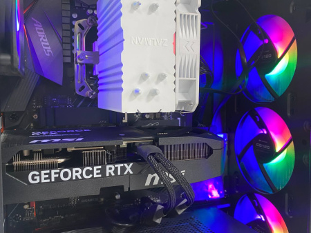 Системный блок Б/У – Ryzen 7 7800x3D/32GB/SSD 1TB+512GB+HDD 1TB/RTX 5070 12GB/750W
