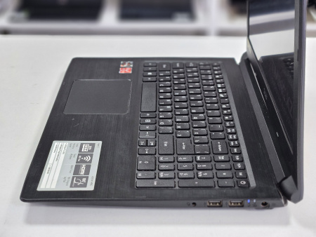 Ноутбук Acer Aspire 3 (Б/У) - 15.6 FHD/Ryzen 3 3200U/4GB/SSD 240GB/Vega 3