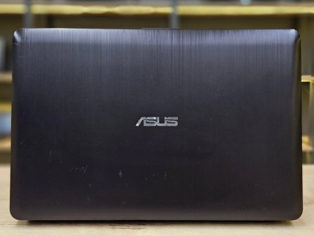 Ноутбук Asus Vivobook 15 (Б/У) - 15.6 HD/Core i3-6006U/4GB/SSD 256GB/UHD