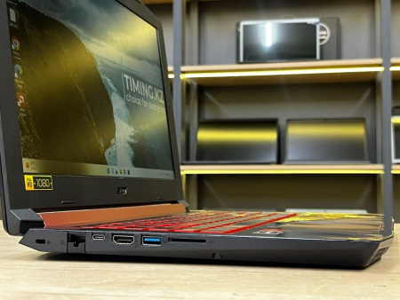 Ноутбук Acer Nitro 5 (Б/У) - 60Hz 15.6" FHD/Ryzen 5 2500U /8 GB/SSD 128 GB/RX 560X 4GB