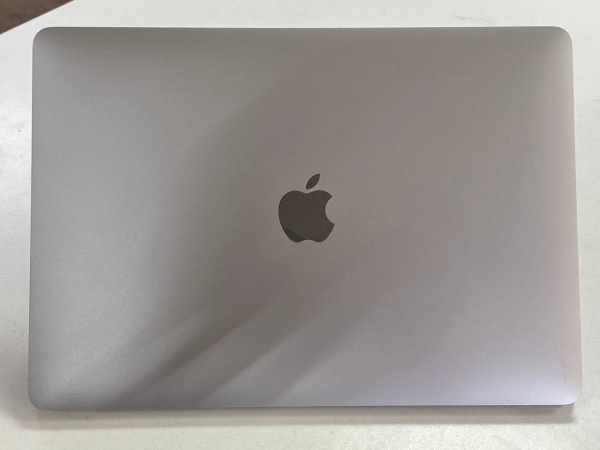 Ноутбук MacBook Pro 13 2017 (БУ) - 13.3 2K/Core i5/8GB/SSD 128GB/Iris Plus/1091 циклов 53%