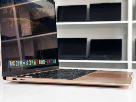 Ноутбук MacBook Air 13 2018 (БУ) - 13.3 2K/Core i5/8GB/SSD 256GB/Iris Plus/159 циклов