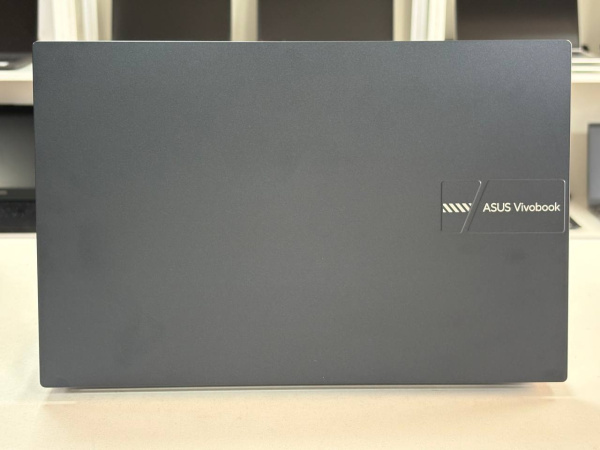 W_Ноутбук ASUS VivoBook 15 (БУ) - Ryzen 7/16GB DDR5/SSD 512GB/Radeon 680M