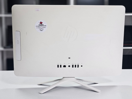 Моноблок HP AIO 22 (Б/У) - 22 FHD/Core i5-7200U/4GB/SSD 120GB/Intel HD