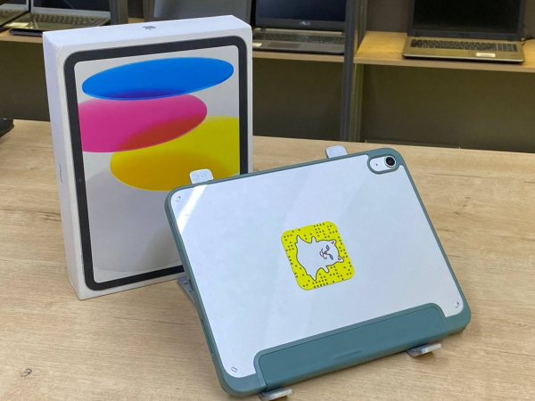 Планшет iPad A16 (БУ) - 11"/60Hz/A16 Bionic/6GB/256GB