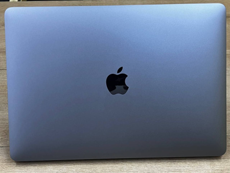Ноутбук MacBook Pro 13 2020 (БУ) - 13.3 2K/Core i5/8GB/SSD 256GB/42 цикла 100%