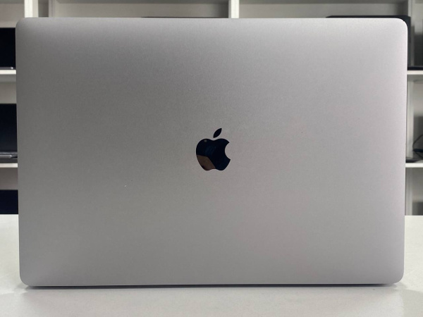 Ноутбук MacBook Pro 15 (2017) (БУ) - Retina/i7/16GB/SSD 1TB/ 85% (172 цикла)