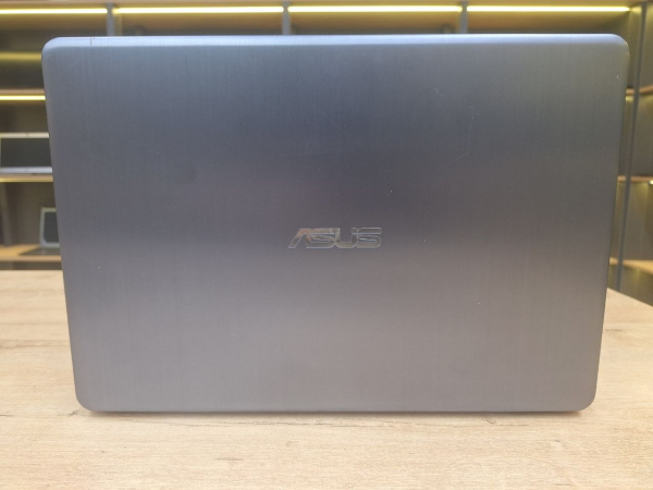 Ноутбук ASUS S406U (Б/У) - 14 HD 60Hz/Core i3-7020U/4GB/SSD 256GB/UHD Graphics 620