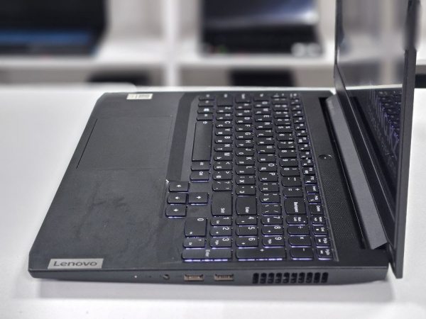 Ноутбук Lenovo IdeaPad Gaming 3 (Б/У) - 15.6 FHD/Core i5-11300H/8GB/SSD 512GB/RTX 3050 4GB