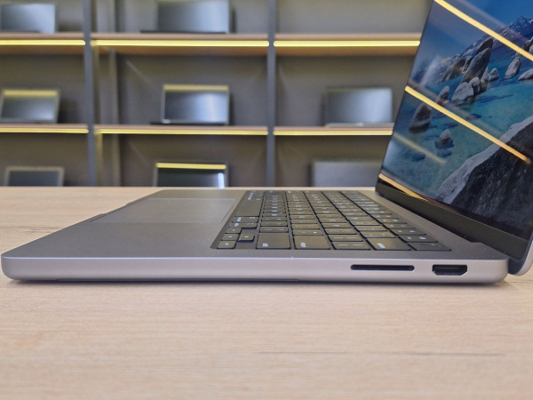 Ноутбук MacBook Pro 14 2023 (БУ) - 14.2 4К Retina/Apple M3/8GB/SSD 512GB/187 циклов 90%