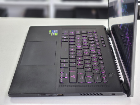 Ноутбук ASUS ROG Zephyrus M16 (Б/У) - 16 2K 240hz/Core i9-13900H/16GB/SSD 1TB/RTX 4070 8GB