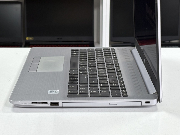 Ноутбук HP 250 G7 (БУ) - 15.6 FHD/i3-1005G1/8GB/SSD 256GB/UHD