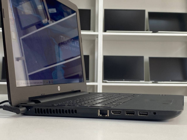 Ноутбук HP Laptop 15 (БУ) - 15.6 HD/Core i5-6200U/8GB/SSD 128GB/R5 M330