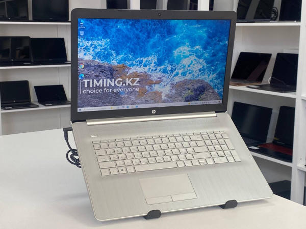 Ноутбук HP Laptop 17 (БУ) - 17.3 HD/Core i3-1005G1/8GB/SSD 256GB/UHD