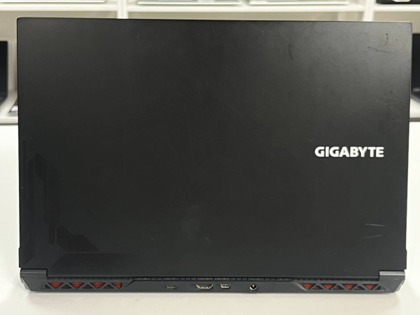 Ноутбук Gigabyte G5 (БУ) - 144Hz 15.6 FHD/Core i5-12500H/16GB/SSD 512GB/RTX 4050