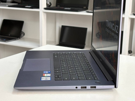 Ноутбук Huawei MateBook D15 (БУ) - 15.6" FHD/Core i5-1135G7/8GB/SSD 512GB/Iris Xe
