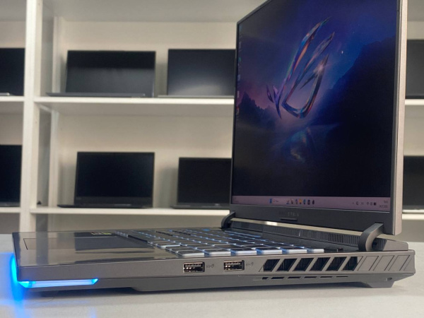 Ноутбук ASUS ROG Strix G16 (БУ) - 16" 2K 240Hz/Ryzen 9 8940HX/32GB DDR5/RTX 5070 8GB/SSD 1TB