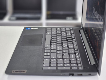Ноутбук Lenovo V15 G4 (Б/У) - 15.6 FHD/Core i5-12500H/8GB/SSD 512GB/UHD
