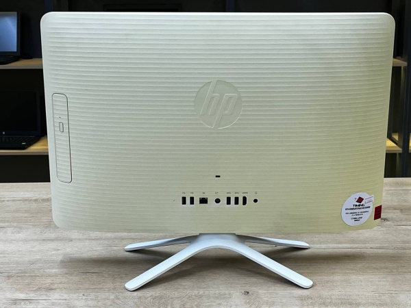 Моноблок HP AIO 22 (БУ) - 22 FHD/Core i3-7020U/8GB/SSD 128GB/Intel HD