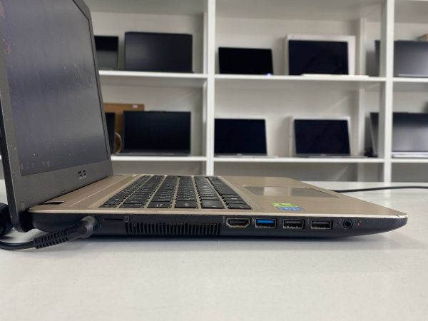 Ноутбук ASUS Laptop 15 (БУ) - 15.6 HD/Pentium N5000/4GB/SSD 256GB/MX110