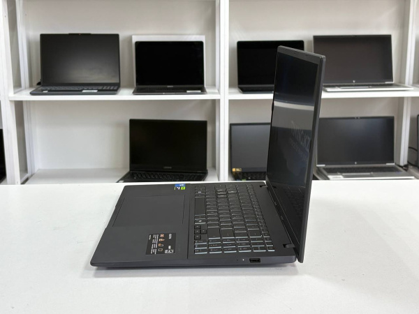 Ноутбук ASUS V16 (БУ) - 16" FHD+ 144Hz/Core 5 210H/16GB DDR5/SSD 512GB/RTX 5060 8GB