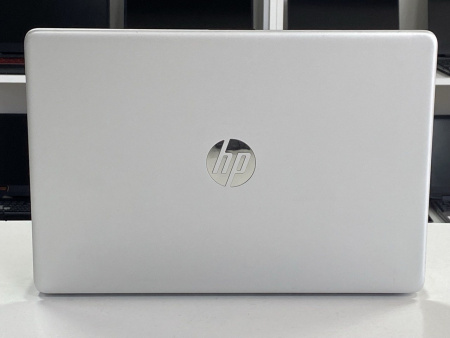 Ноутбук HP Laptop 15 (БУ) - 15.6 FHD/Сore i3-1005G1/4GB/SSD 240GB/UHD