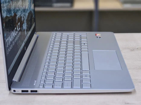 Ноутбук HP Laptop 15 (Б/У) - 15.6 FHD/Ryzen 7 5700U/8GB/SSD 512GB/Radeon Graphics