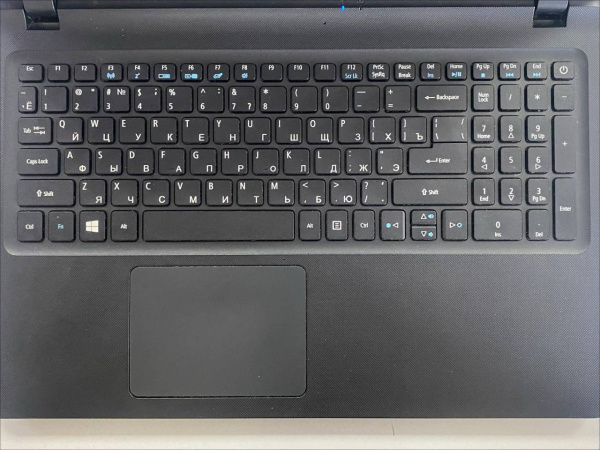 Acer Aspire ES1-553 (Б/У) – 15.6" HD /Celeron N3350/4GB/Intel HD Graphics