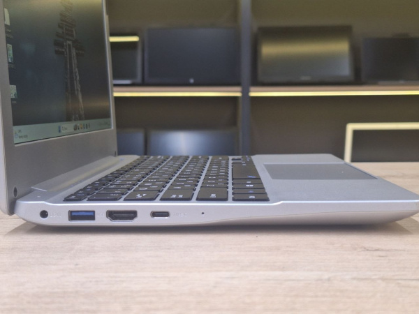 Ноутбук Vovola NB1105A (Б/У) - 14" HD/Celeron J4105 /8 GB/SSD 64 GB/UHD 600