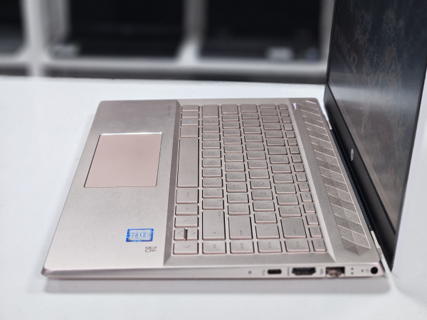 Ноутбук HP Pavilion 14 (Б/У) - 14 HD/Core i3-8130U/4GB/SSD 256GB/UHD