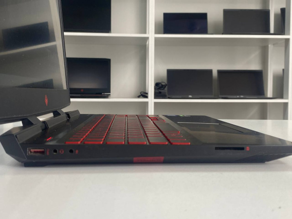 Ноутбук HP Omen 15 (БУ) - 15.6 FHD/i5-9300H/16GB/SSD 256GB + 500GB/GTX 1650 4GB