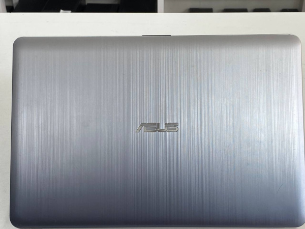 Ноутбук Asus X540SAA (БУ) - 15.6 HD/Celeron N3050/4GB/SSD 128GB/Intel HD