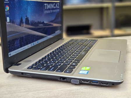 Ноутбук Asus Vivobook 15 (Б/У) - 15.6 HD/Core i3-6006U/4GB/SSD 256GB/UHD